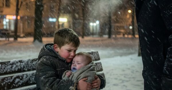 Freezing Baby Sister Saved After a Stranger Stopped in Time