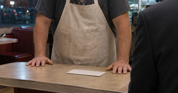 Diner Kindness Returns 20 Years Later With a Life-Changing Gift