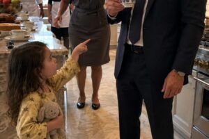 A Little Girl’s Warning Saves a Billionaire’s Life — The…