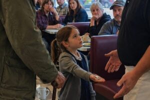The Manager Tried to Throw Out an Elderly Veteran — The Unforgettable