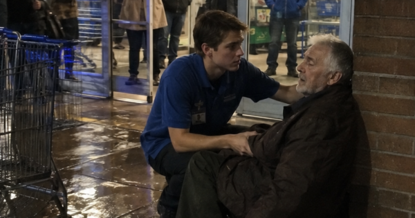 Grocery Clerk Kindness Turns a Rainy Night Into a Miracle